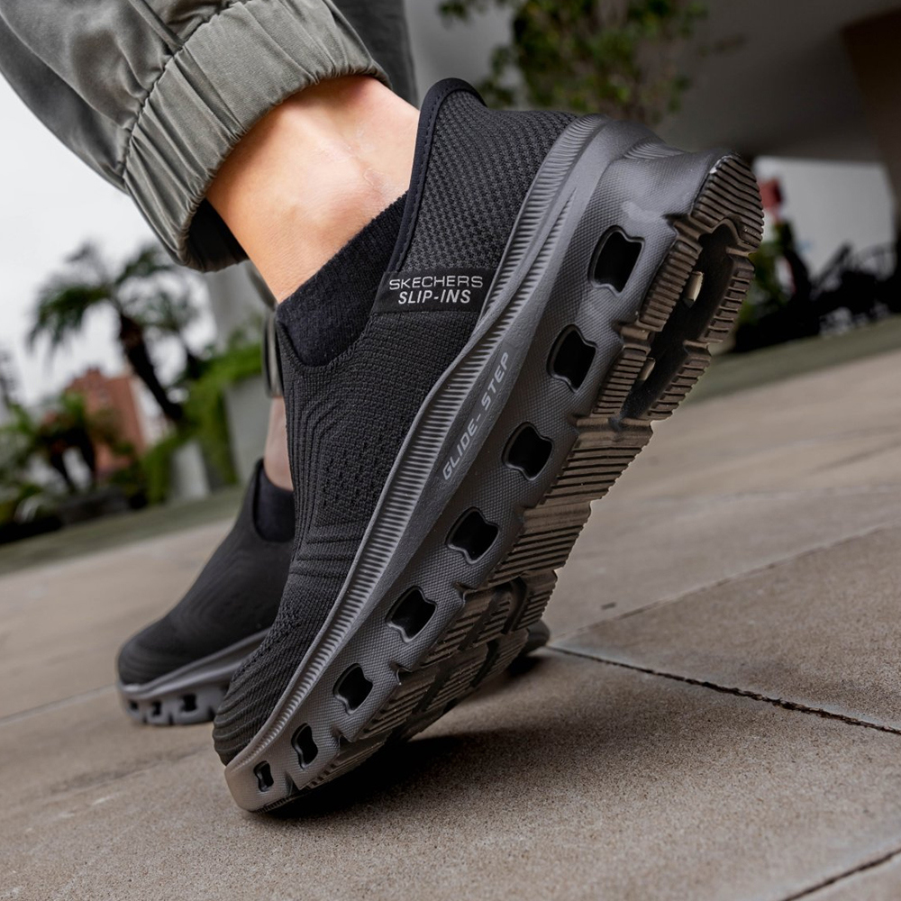 skechers