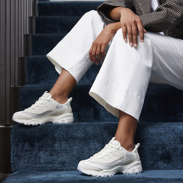 Skechers